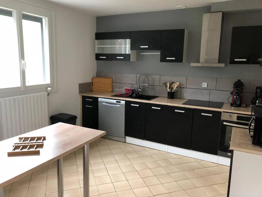 Maison Individuelle Laveissiere Bagian luar foto